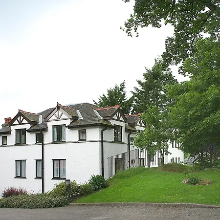 Oaklands * Ambleside